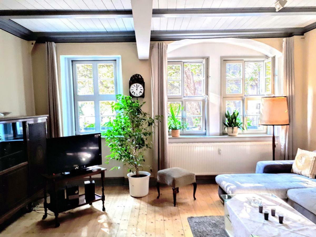 Schulmeisterhaus Наумбург Экстерьер фото